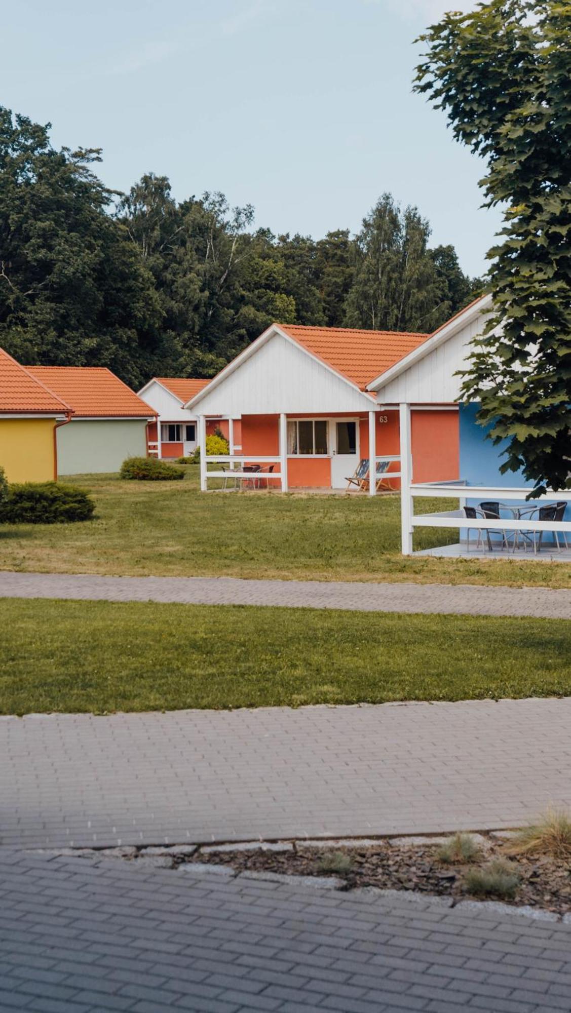 Holiday Park Kacze Stawy 莱鲍 外观 照片